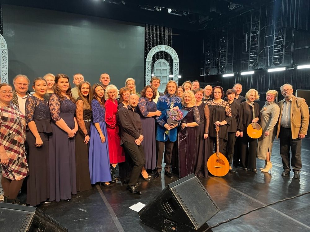 Артисты «Былины» с солистом из г. Москва Максимом Павловым